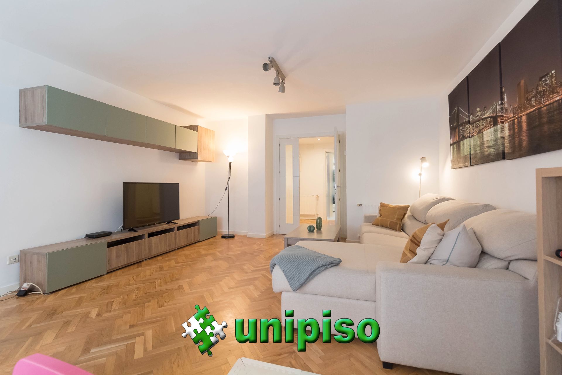 Living room of Flat for sale in Leganés  with Air Conditioner, Private garden and Swimming Pool