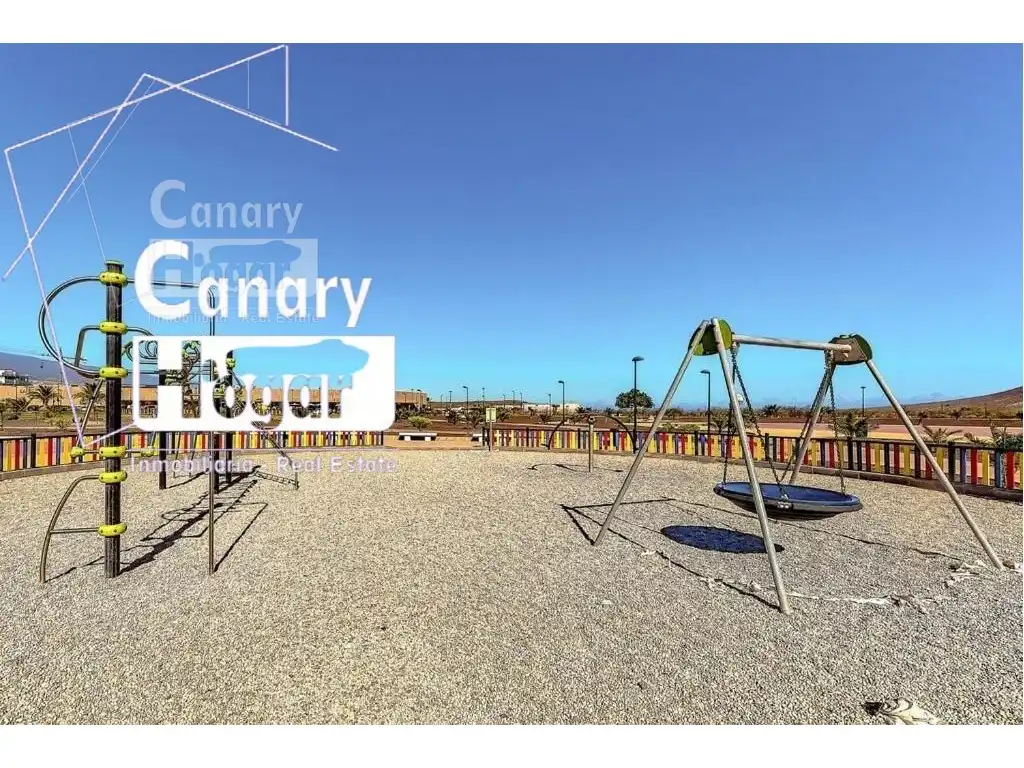 Houses for sale in Granadilla de Abona  with Air Conditioner, Heating and Private garden