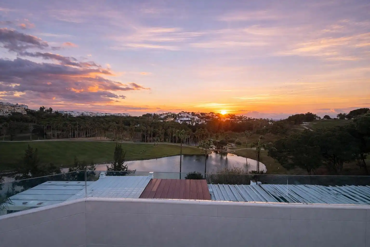 Vista exterior de Dúplex en venda en Benalmádena amb Terrassa