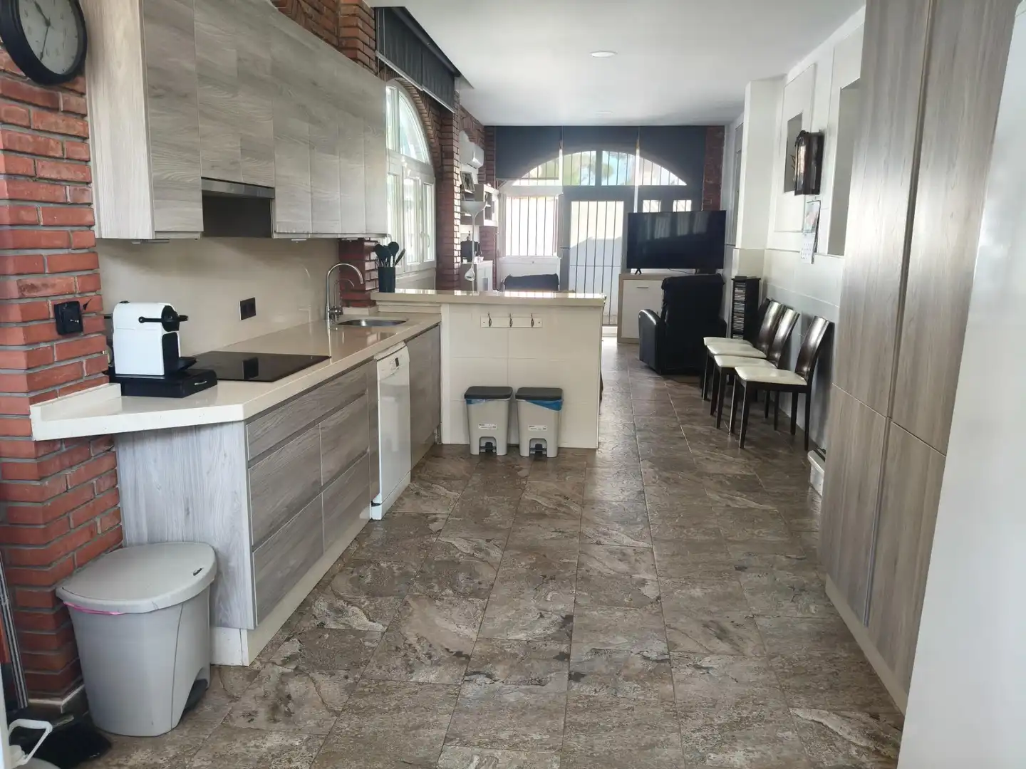 Kitchen of Houses for sale in Chiclana de la Frontera  with Air Conditioner, Swimming Pool and Alarm