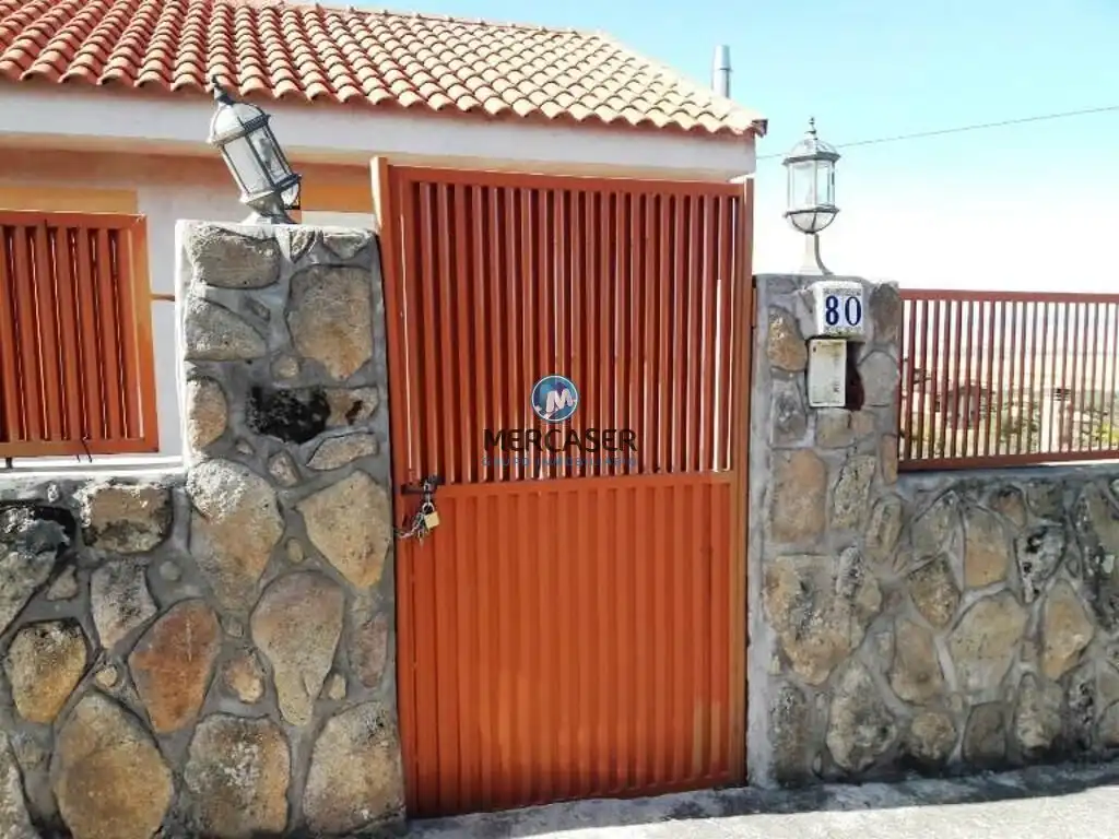 Xalet amb piscina en venda a El Casar, imagen 4