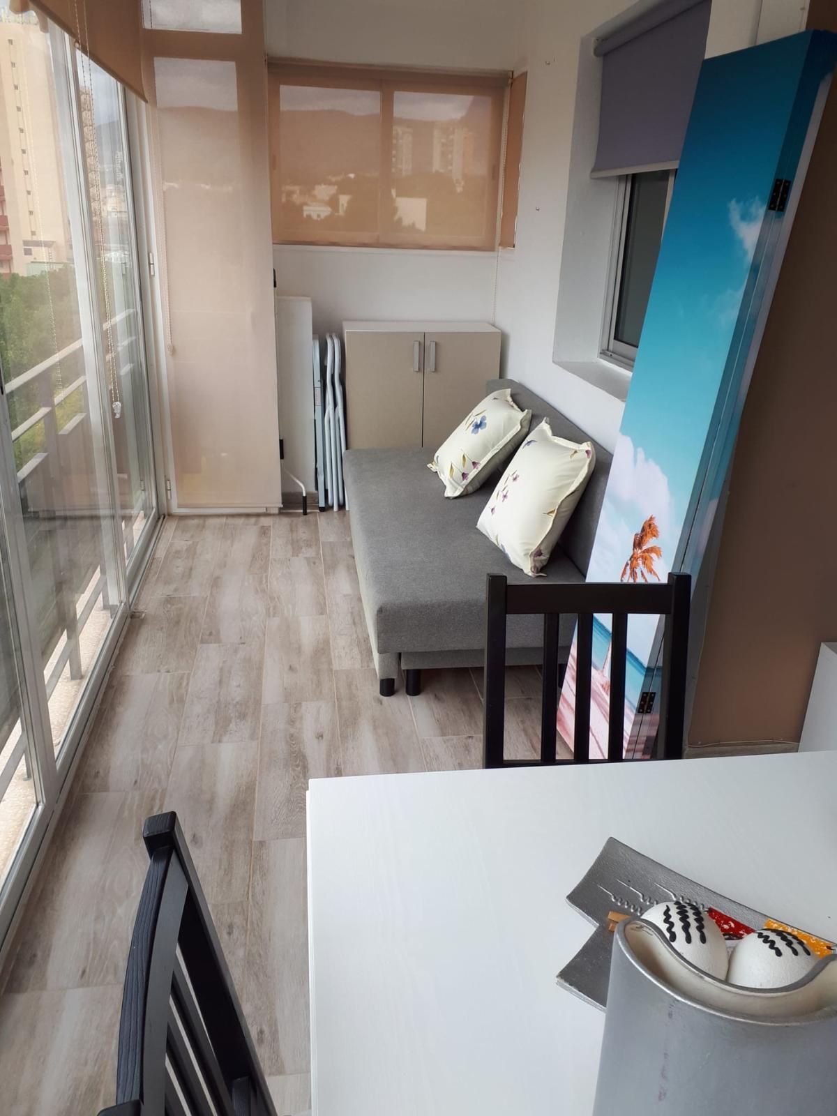 Sala d'estar de Apartament en venda en Benidorm amb Aire condicionat i Piscina comunitària