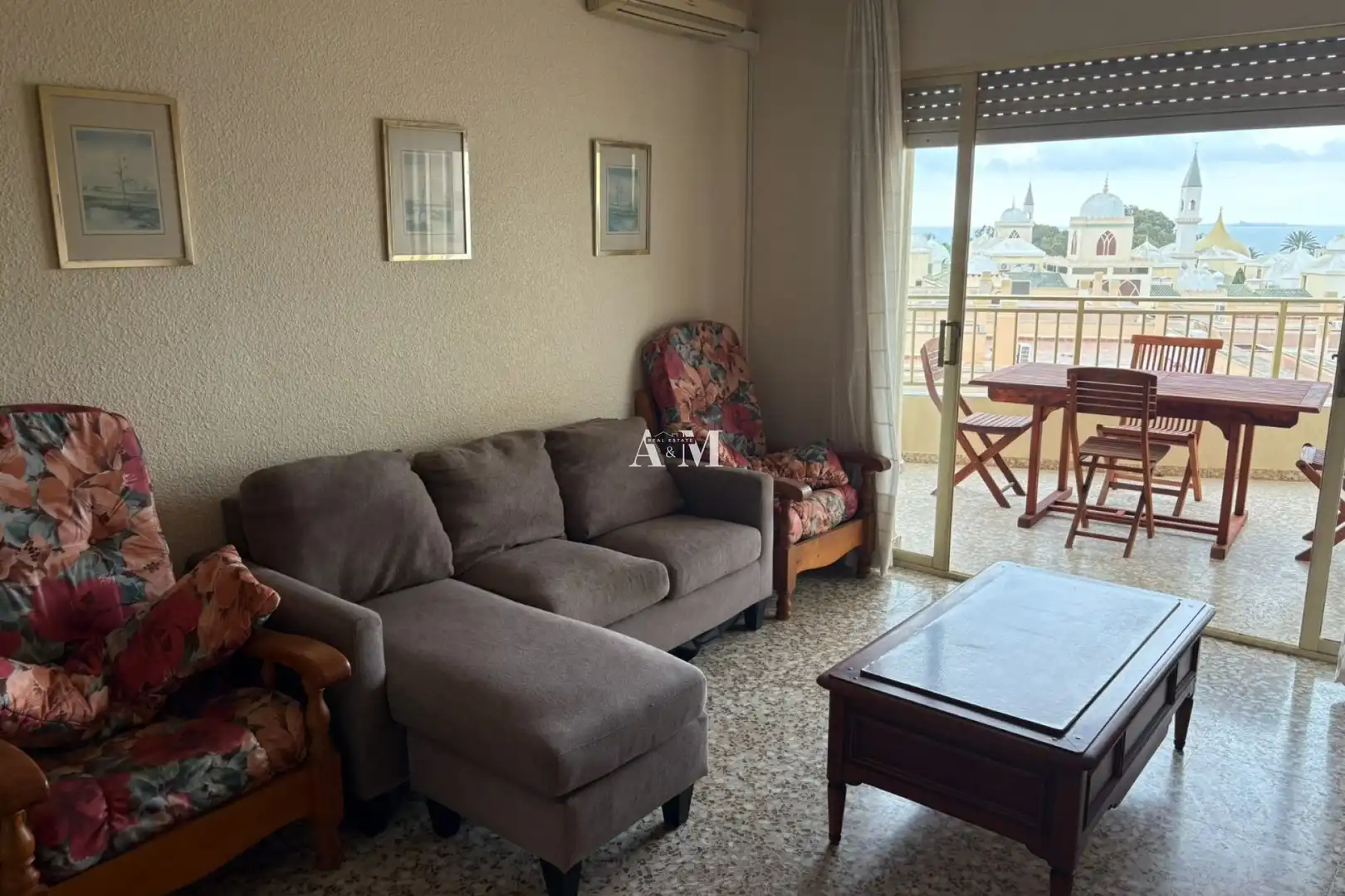 Attic for rent in Calas Santiago Bernabéu