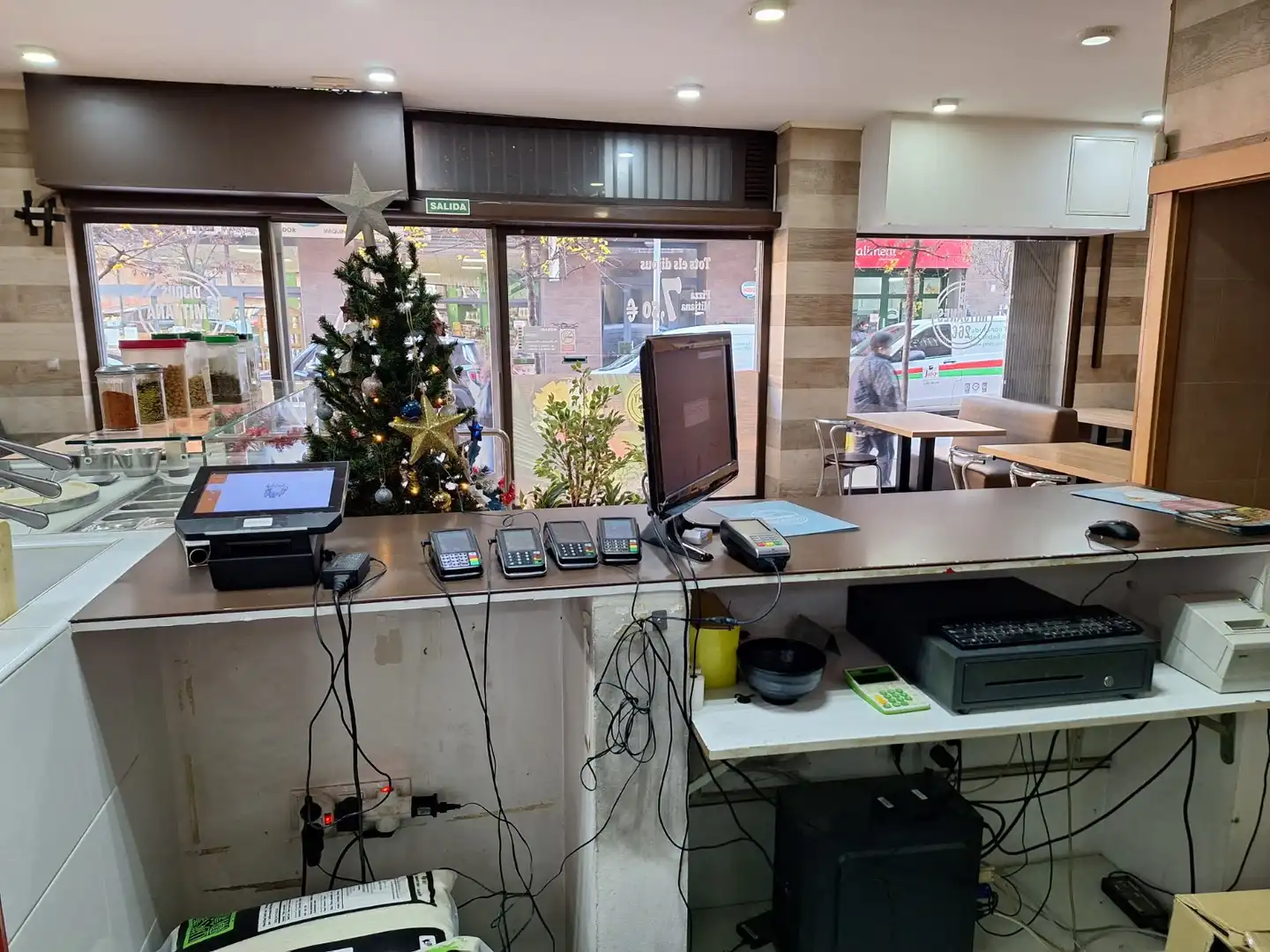 Local comercial en traspaso en La Gavarra, imagen 16