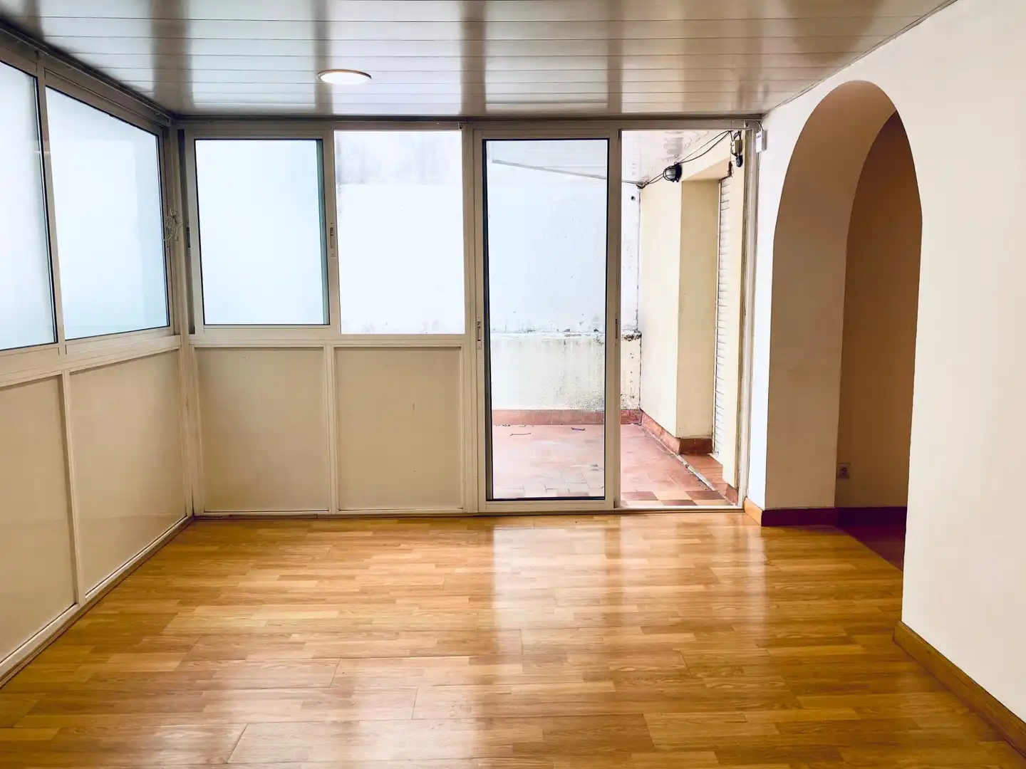 Erdgeschoss zum Verkauf in Sant Feliu de Llobregat mit Heizung, Parkett und Terrasse