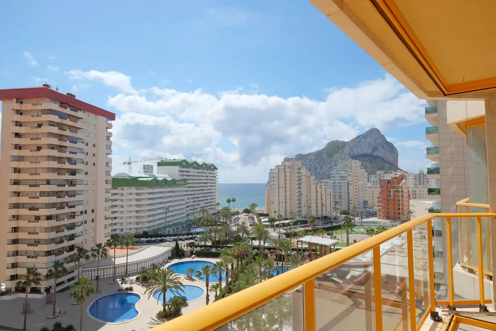 Habitación de Apartamento en venta en Calpe / Calp con Calefacción y Piscina