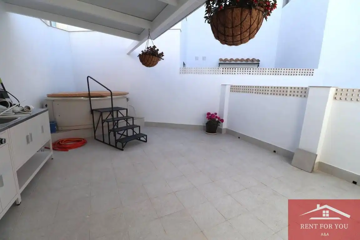 Terraza de Piso de alquiler en Alhaurín El Grande con Aire acondicionado, Terraza y Amueblado
