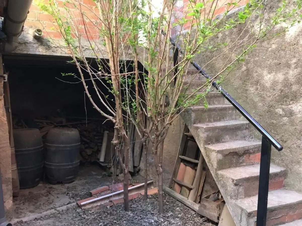 Casa adosada en venta en Valdeltormo con Trastero, Amueblado y Horno