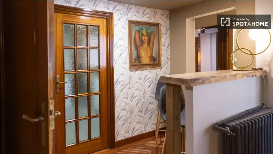 Flat for rent in Trafalgar