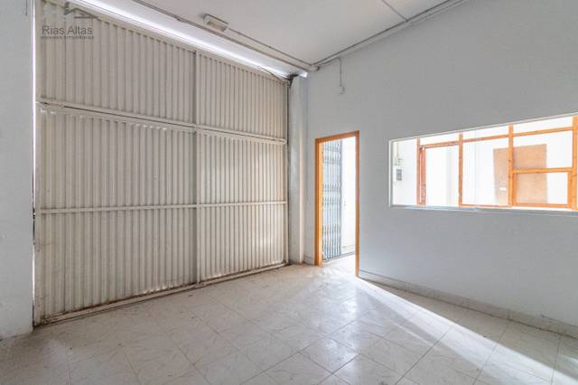 Local comercial en Venta en Avenida CONCORDIA en Los Castros - Castrillón