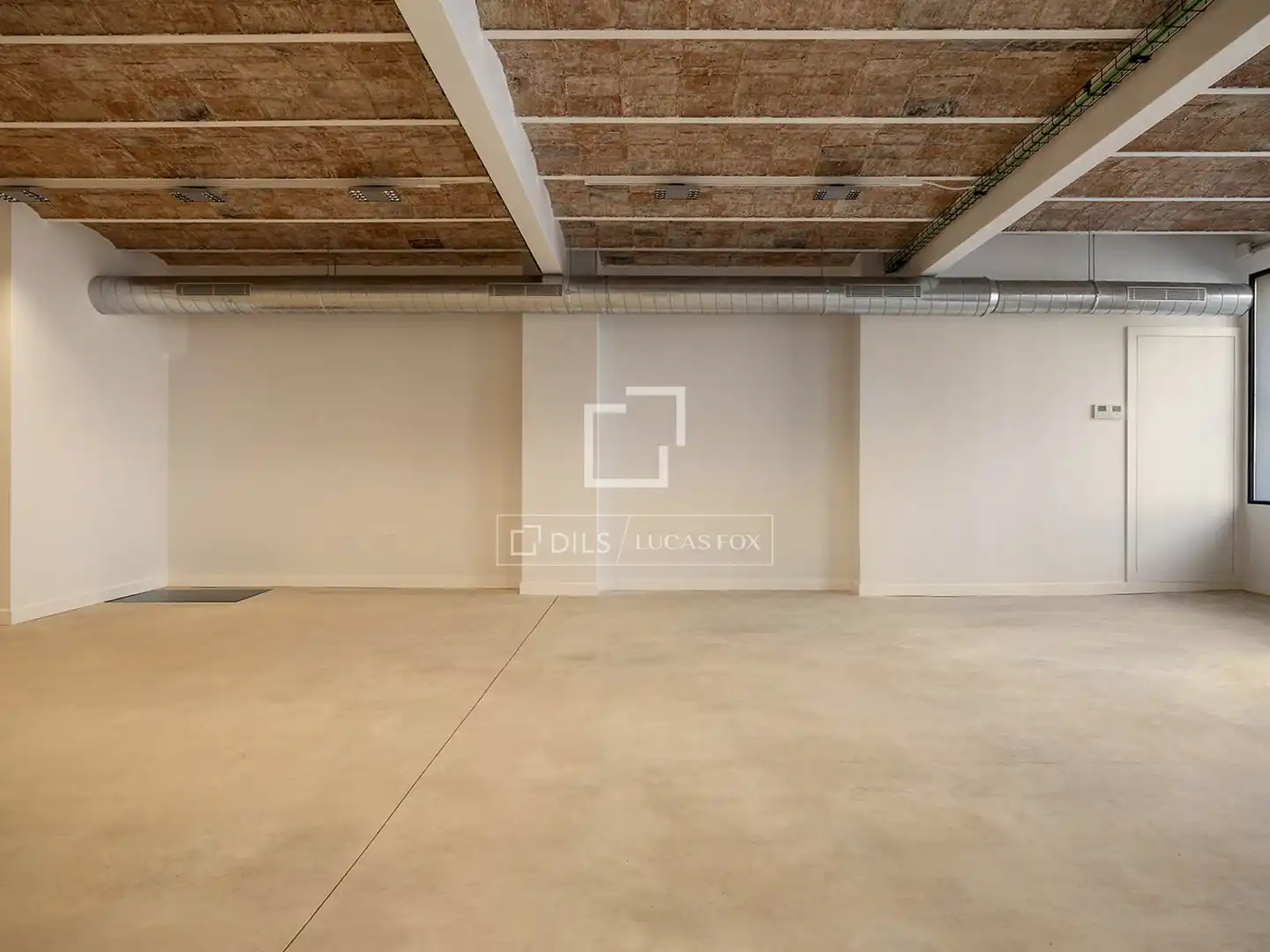 Loft zum Verkauf in Barcelona mit Klimaanlage und Heizung