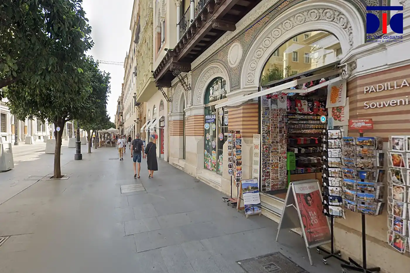 Exterior view of Commercial properties for rent in Sevilla  with Air Conditioner and Heating