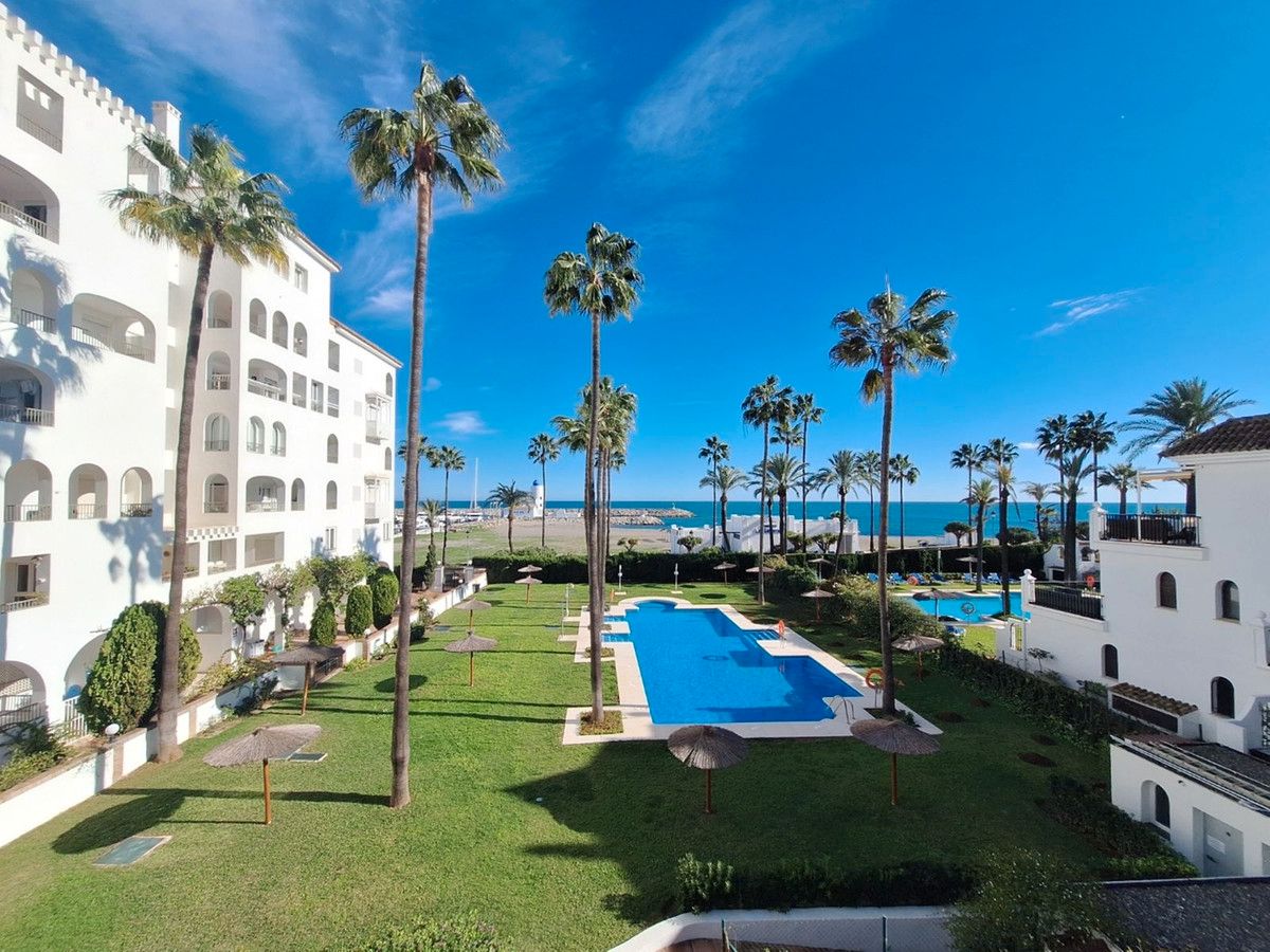 Garden of Flat for sale in Manilva  with Air Conditioner, Heating and Terrace