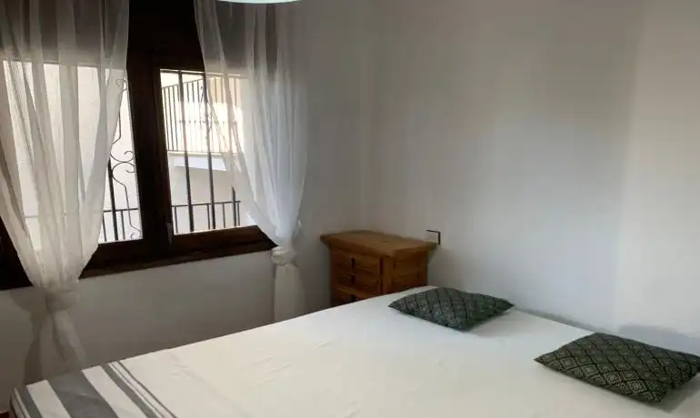 Schlafzimmer von Erdgeschoss zum Verkauf in Roses mit Privatgarten, Möbliert und Gemeinschaftspool