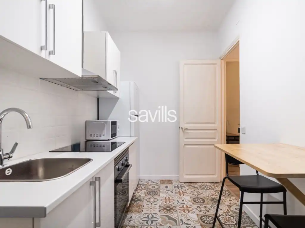 Küche von Wohnungen zum Verkauf in Barcelona mit Möbliert und Balkon