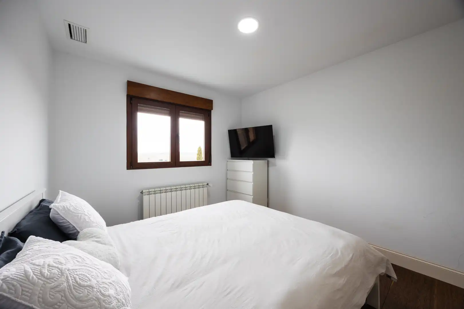 Habitación de Casa o chalet en venta en Layos con Aire acondicionado, Calefacción y Jardín privado