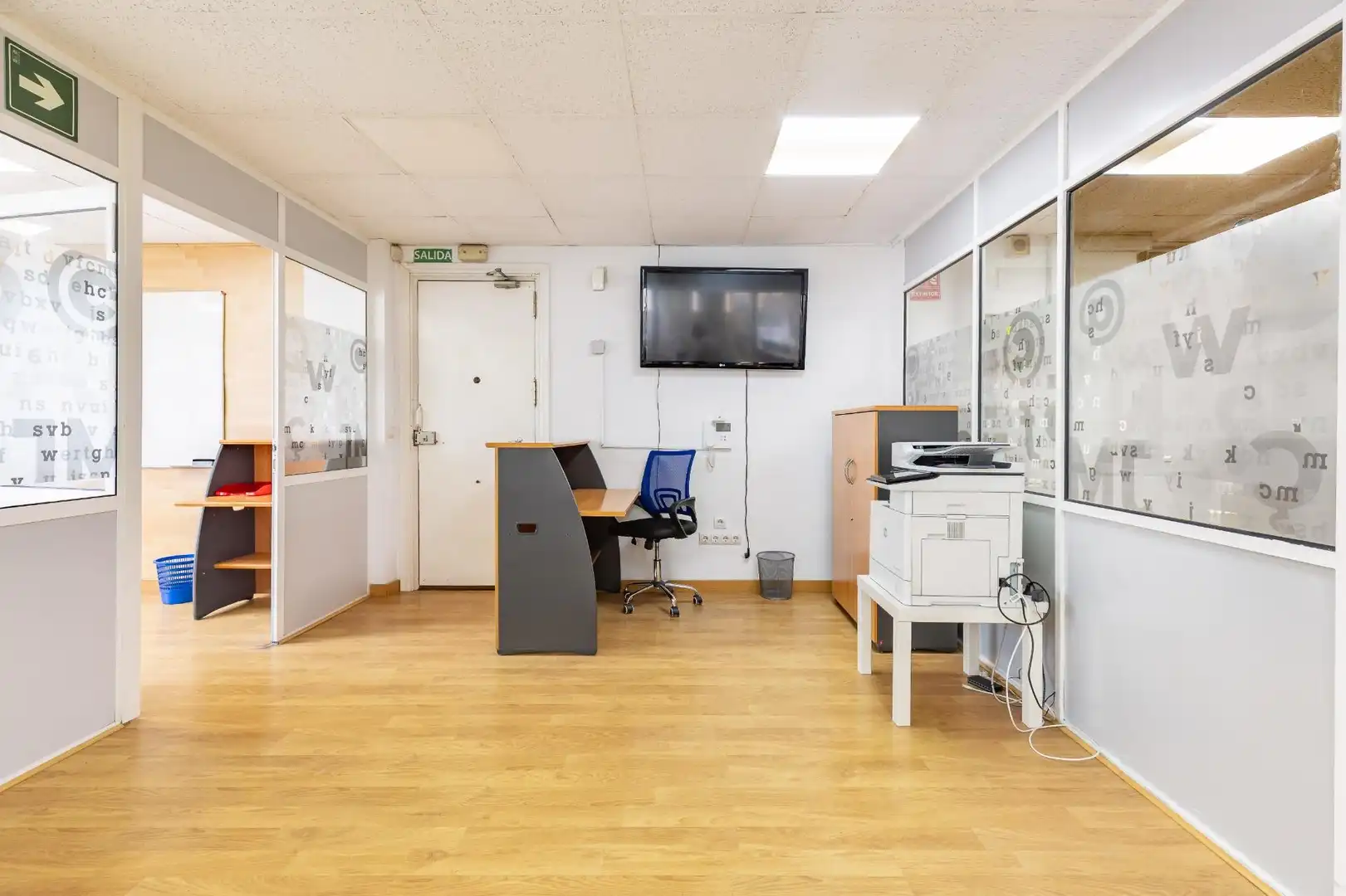 Office for rent in Valencia  with Air Conditioner and Heating