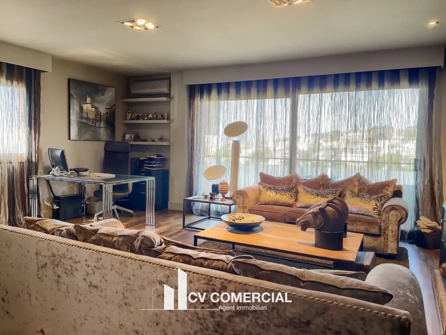 Sala de estar de Ático en venta en Tiana con Aire acondicionado, Calefacción y Parquet