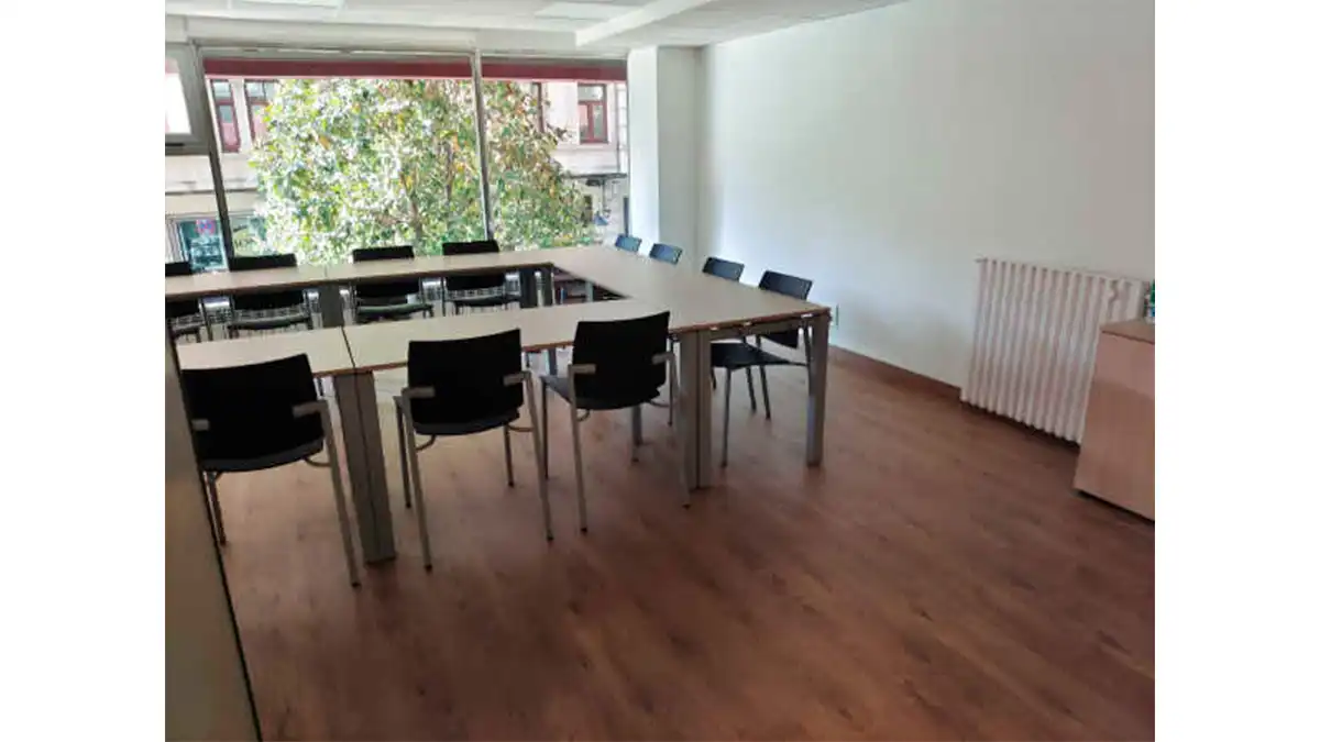 Geschaftsraum zum Verkauf in Gijón 