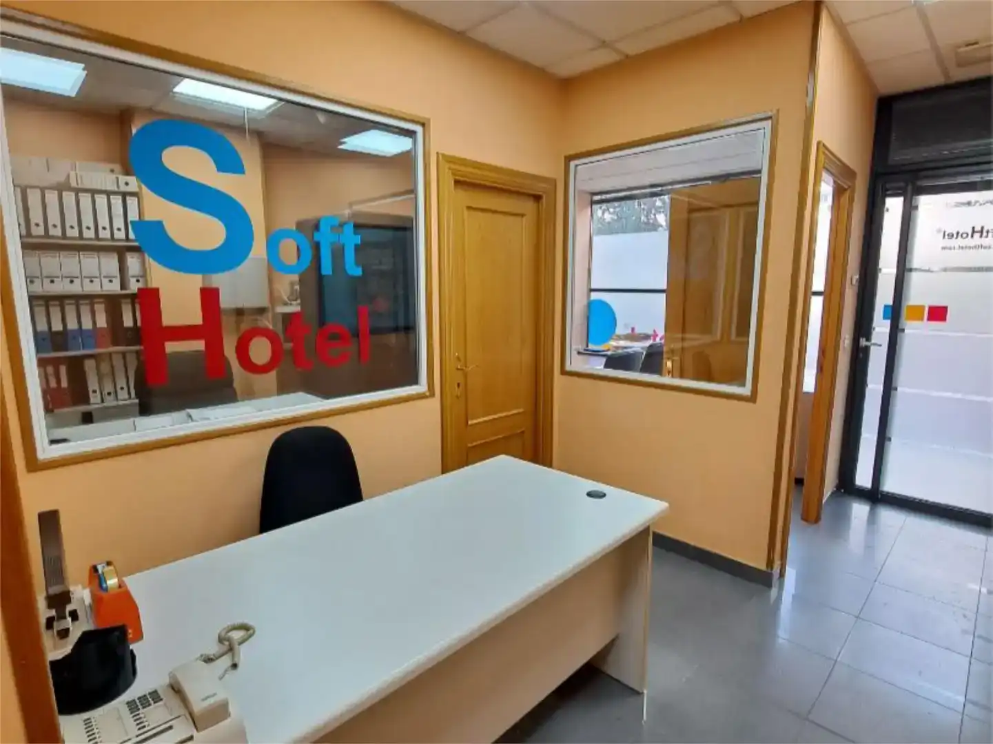 Local en venta en Zaragoza con Aire acondicionado y Amueblado