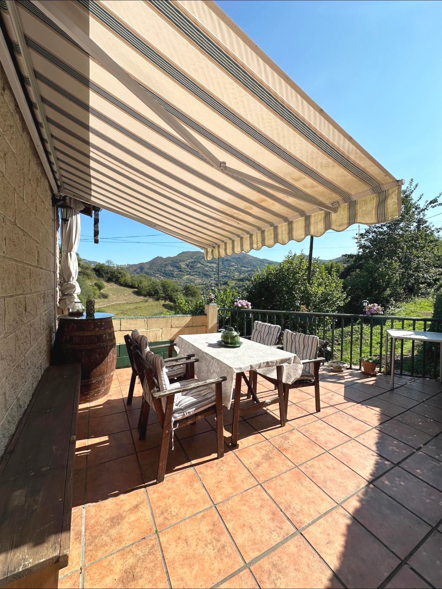 Terrassa de Terreny en venda en Riosa