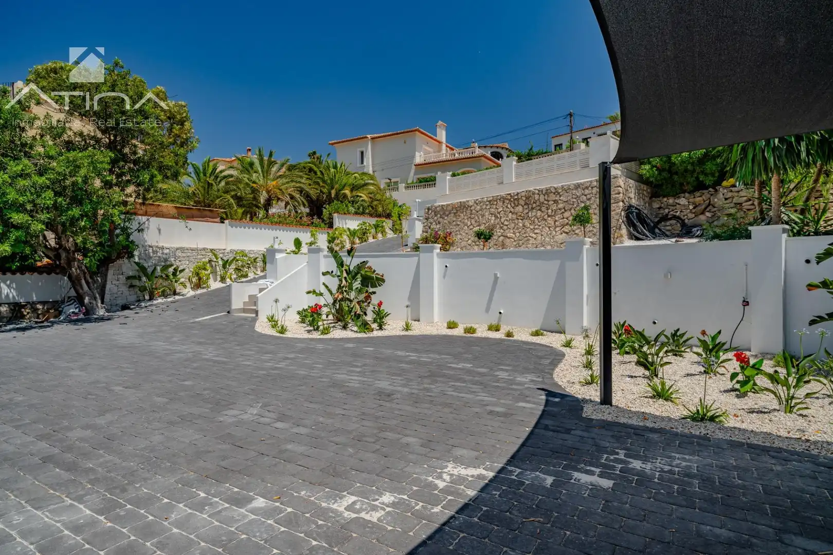 Vista exterior de Casa o xalet en venda en Calpe / Calp amb Aire condicionat, Calefacció i Jardí privat