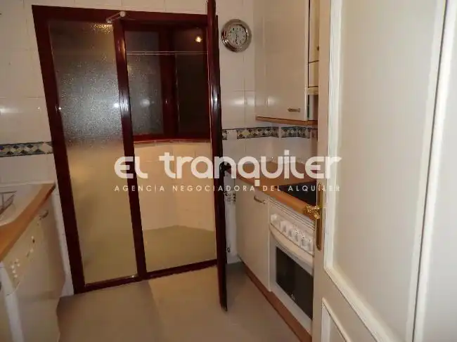 Cocina de Dúplex de alquiler en Majadahonda con Trastero, Piscina y Lavadora