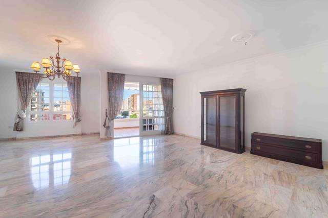 Piso en Alquiler en C. Linaje, 3 en Ensanche Centro - Puerto