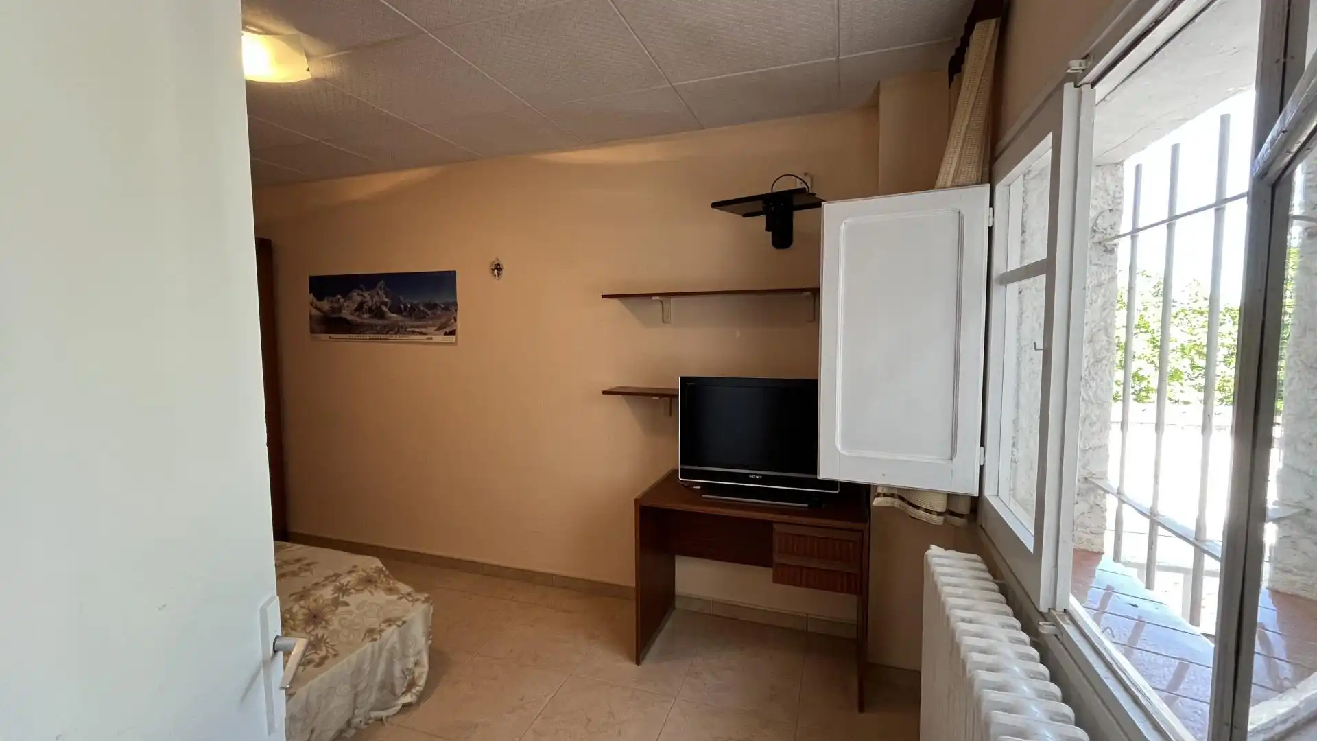 Dormitori de Casa o xalet en venda en Alpens
