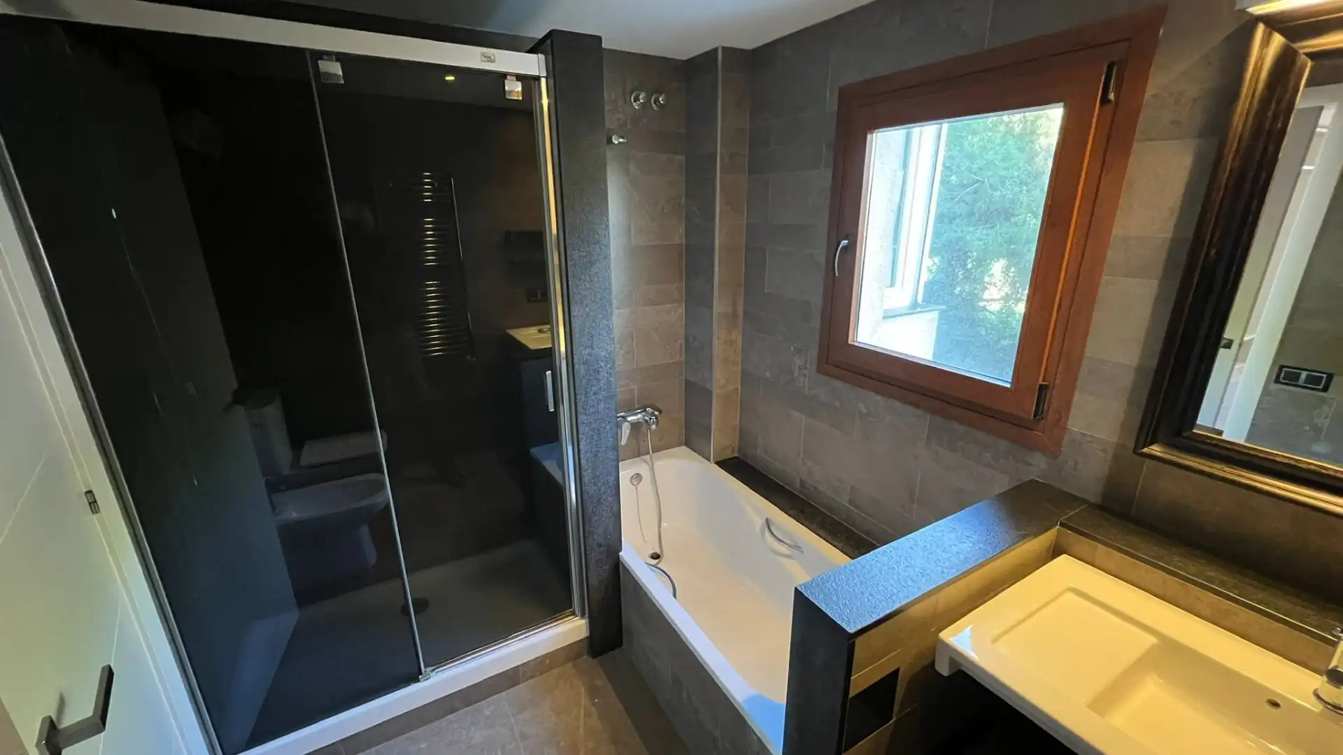 Badezimmer von Wohnung zur Miete in Gavà mit Heizung, Parkett und Terrasse