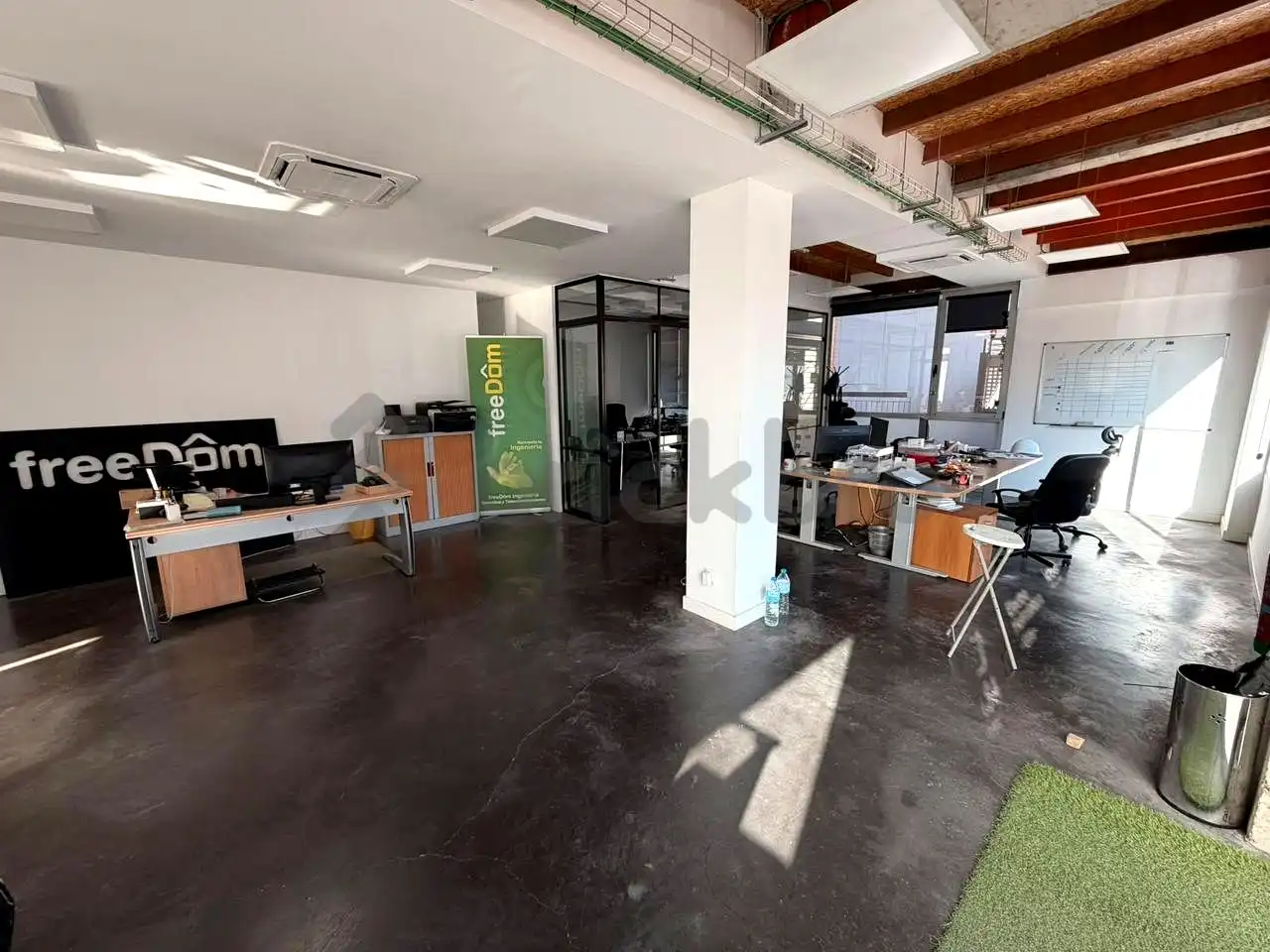 Büro zur Miete in Madrid mit Klimaanlage und Heizung