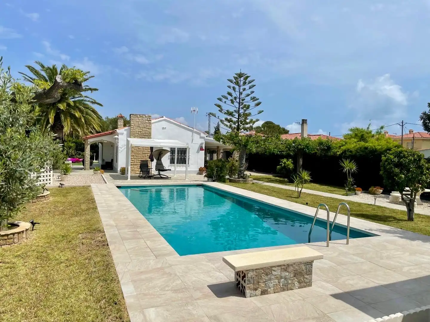 Xalet amb piscina en venda a Platja de Mont-roig