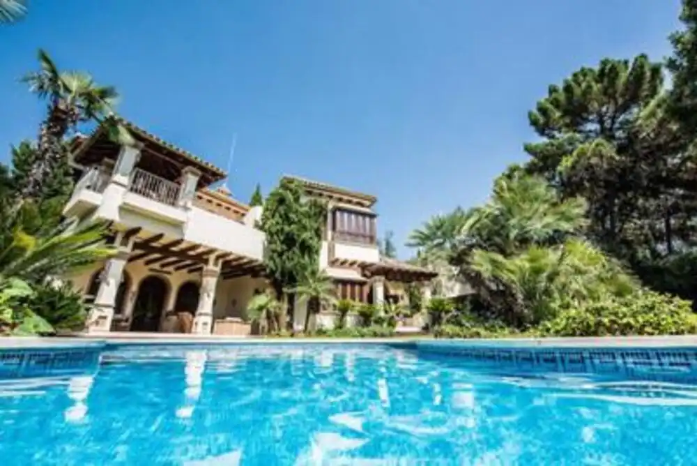 Casa con piscina en venta en La Zagaleta, imagen 3