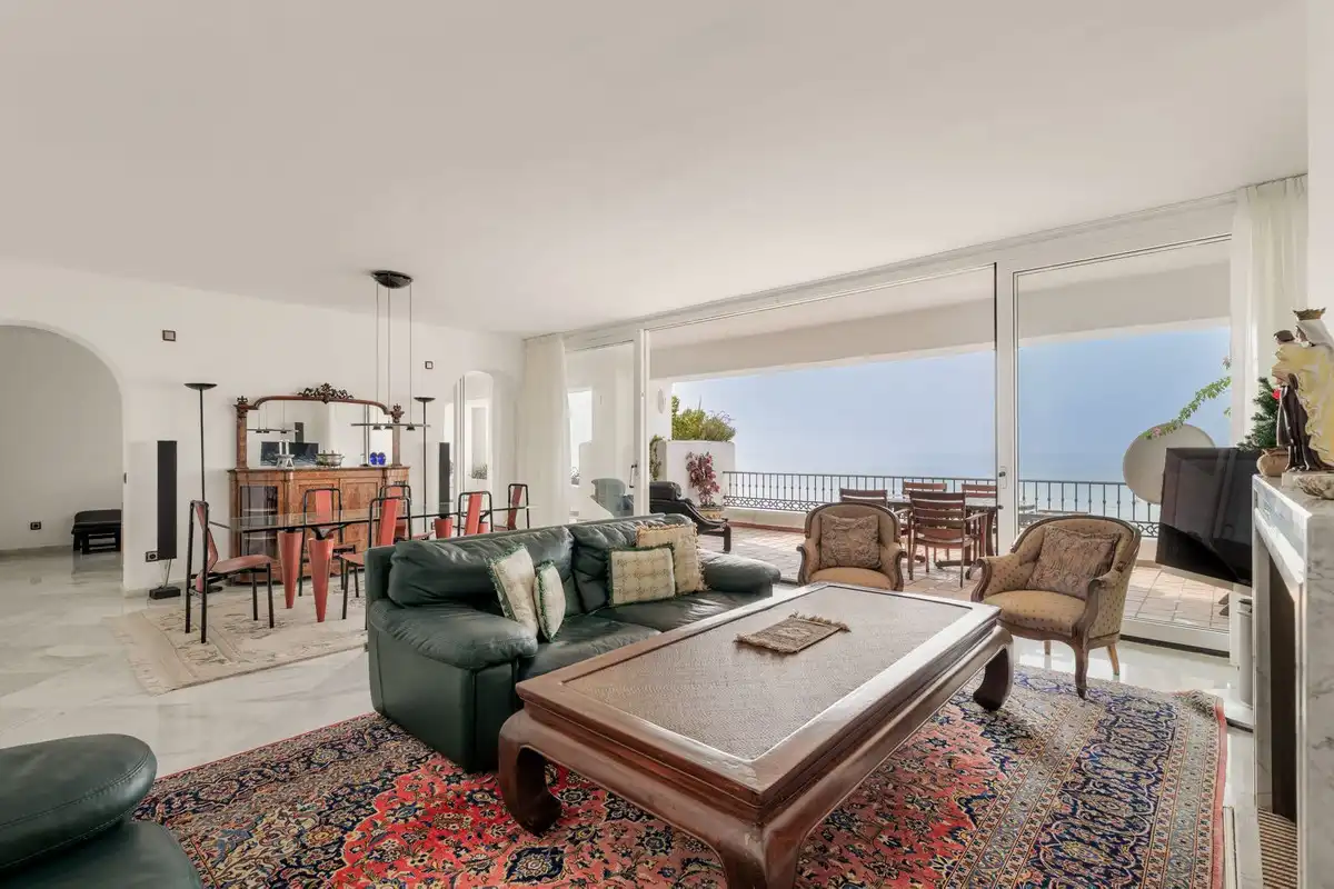 Sala de estar de Apartamento en venta en Torremolinos con Aire acondicionado, Terraza y Piscina comunitaria