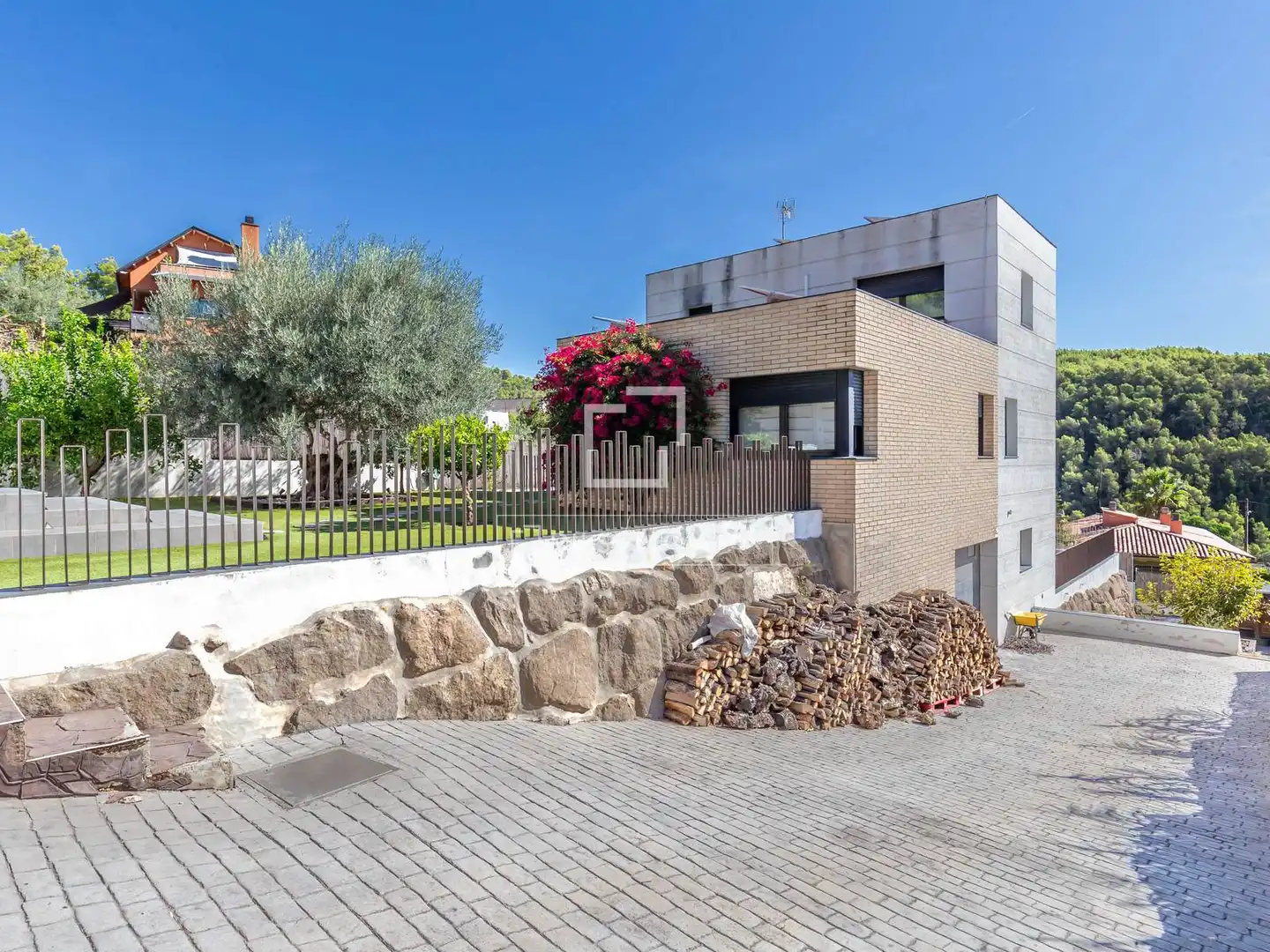 Vista exterior de Casa o xalet en venda en Vallirana, Barcelona