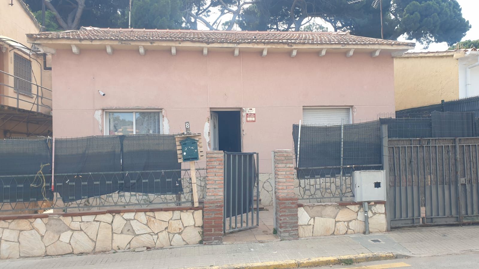 Vista exterior de Casa o xalet en venda en Sant Fost de Campsentelles amb Jardí privat, Terrassa i Traster