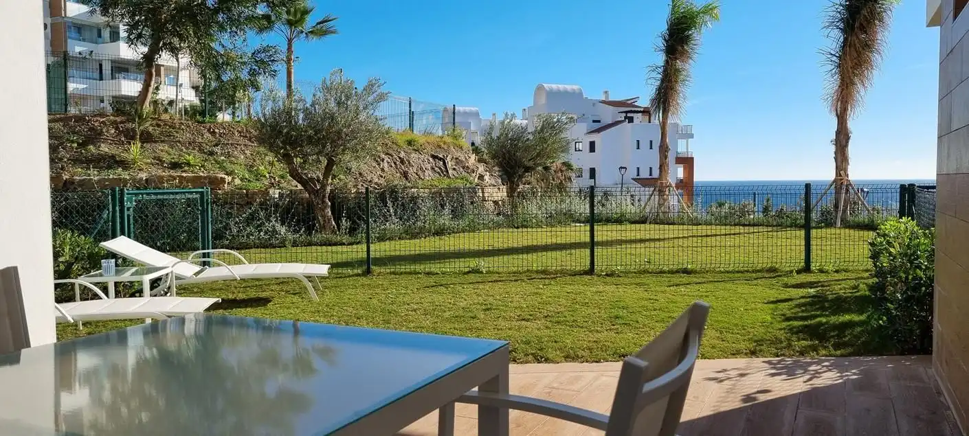 Terrassa de Apartament de lloguer en Torrox amb Aire condicionat, Calefacció i Jardí privat