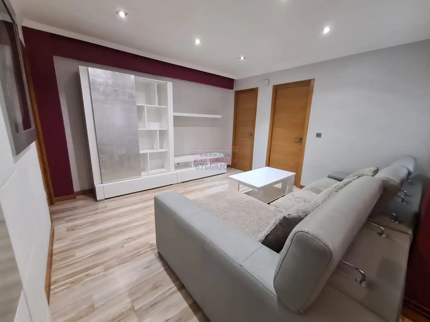 Wohnung zur Miete in Rúa de Concepción Arenal, 52, Centro - Areal