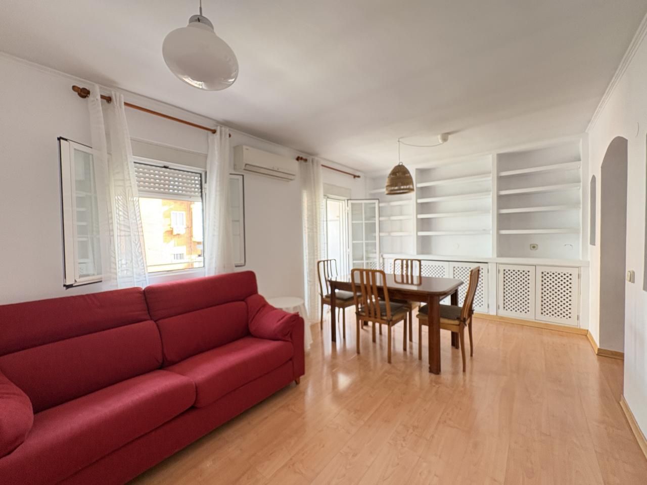 Exterior view of Flat to rent in Pinto  with Air Conditioner, Heating and Terrace
