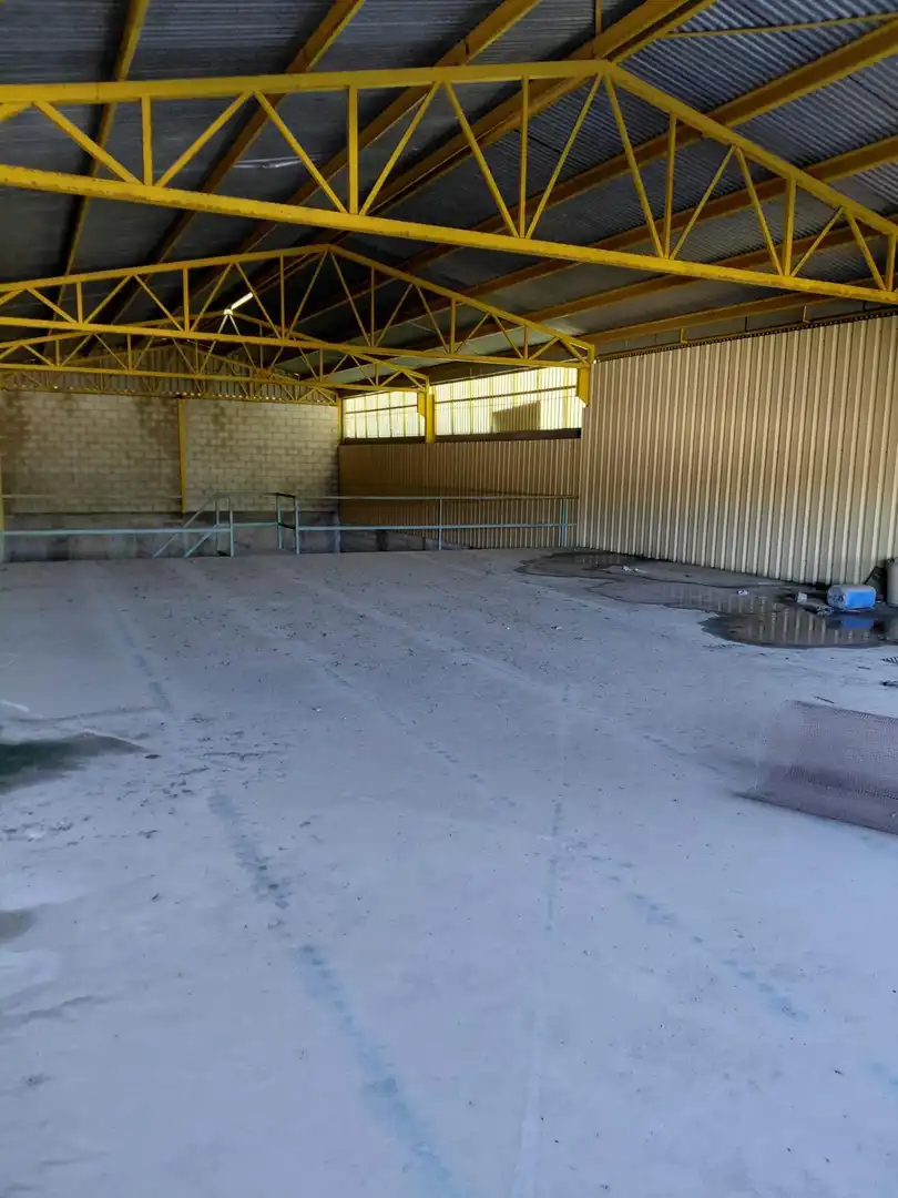 Aparcament de Nau industrial en venda en  Córdoba Capital