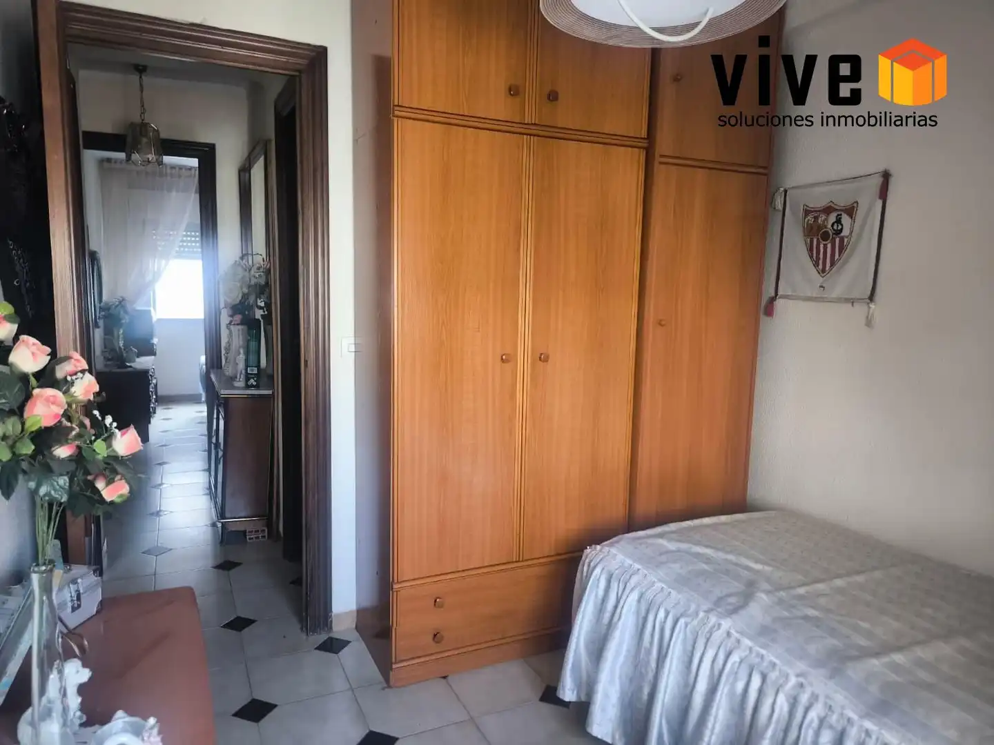 Bedroom of Flat for sale in Sevilla  with Air Conditioner, Terrace and Furnished
