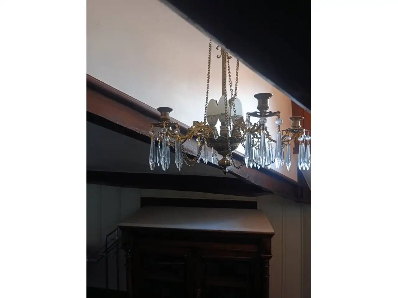 Esszimmer von Einfamilien-Reihenhaus zum Verkauf in Lena mit Heizung, Terrasse und Möbliert