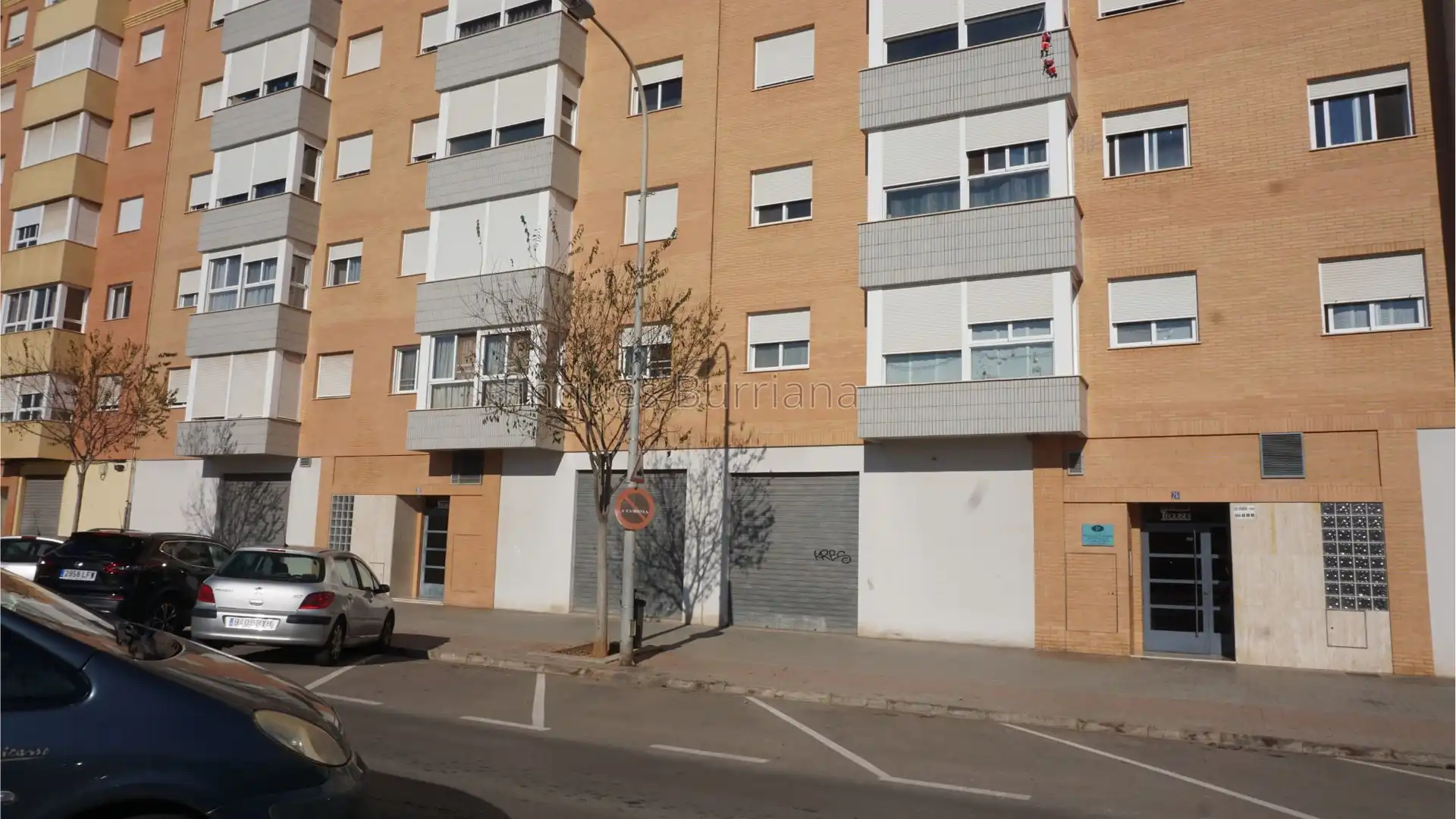 Business premises for sale in Llombai