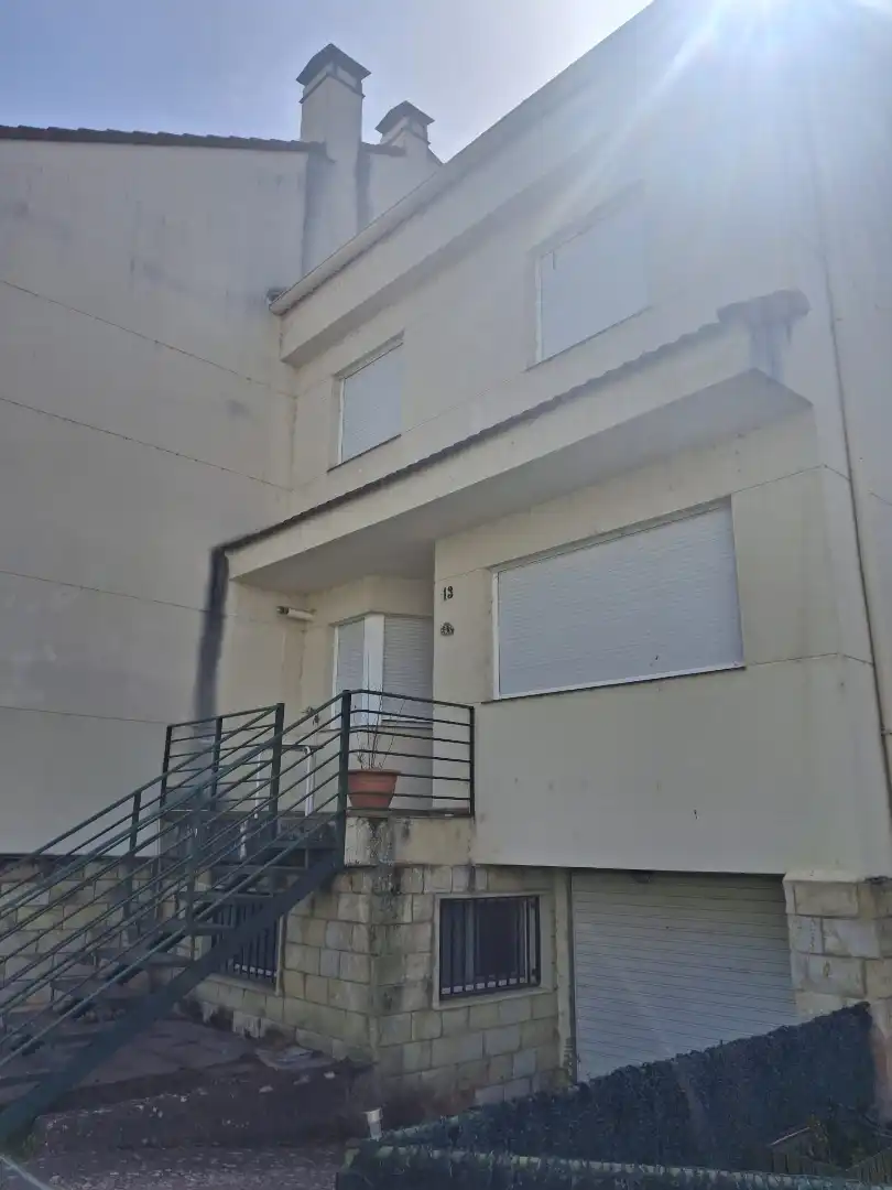 Vista exterior de Casa adosada en venda en Torrecilla En Cameros amb Calefacció, Parquet i Terrassa
