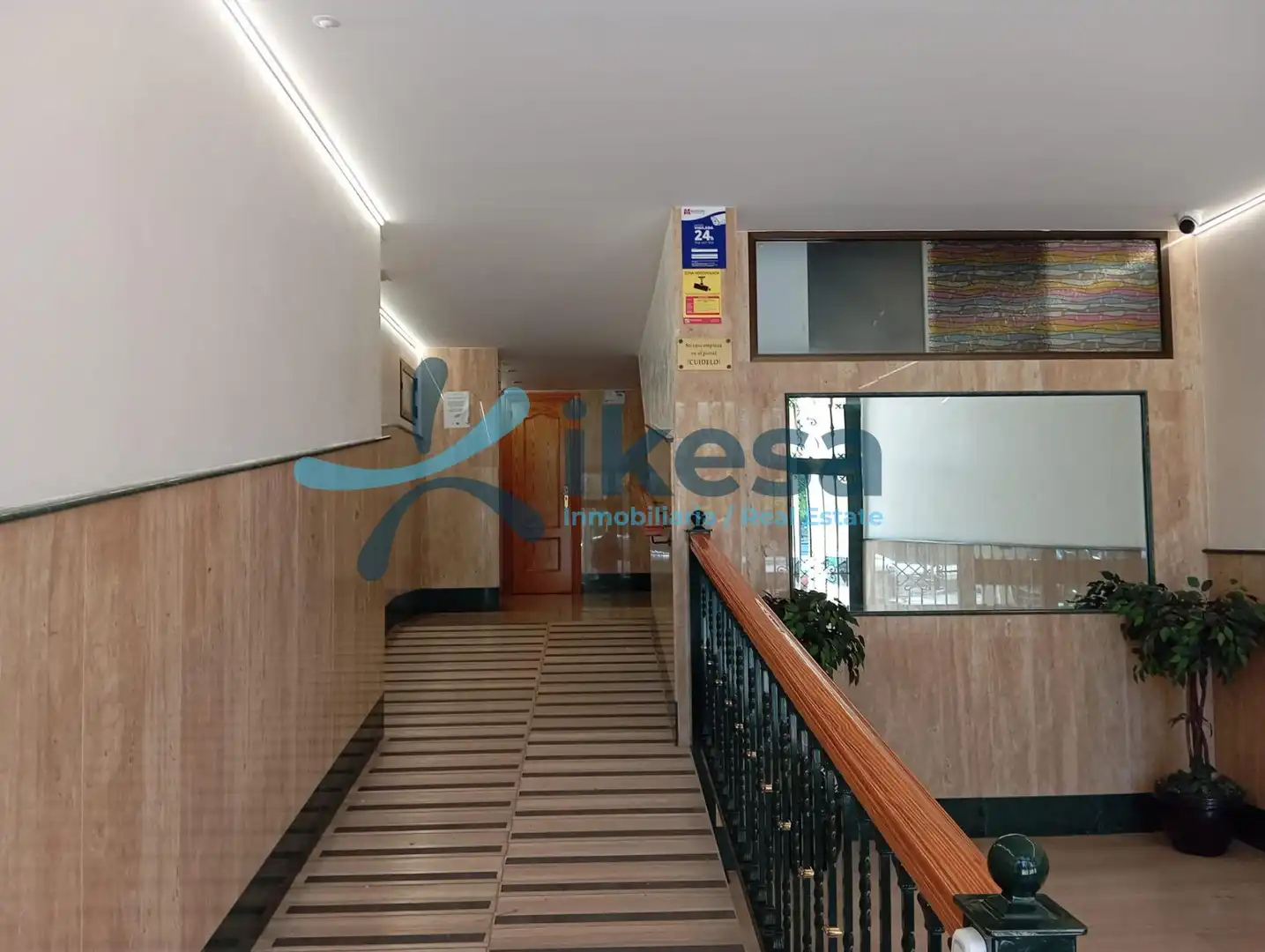 Piso en venta en Angustias - Chana - Encina
