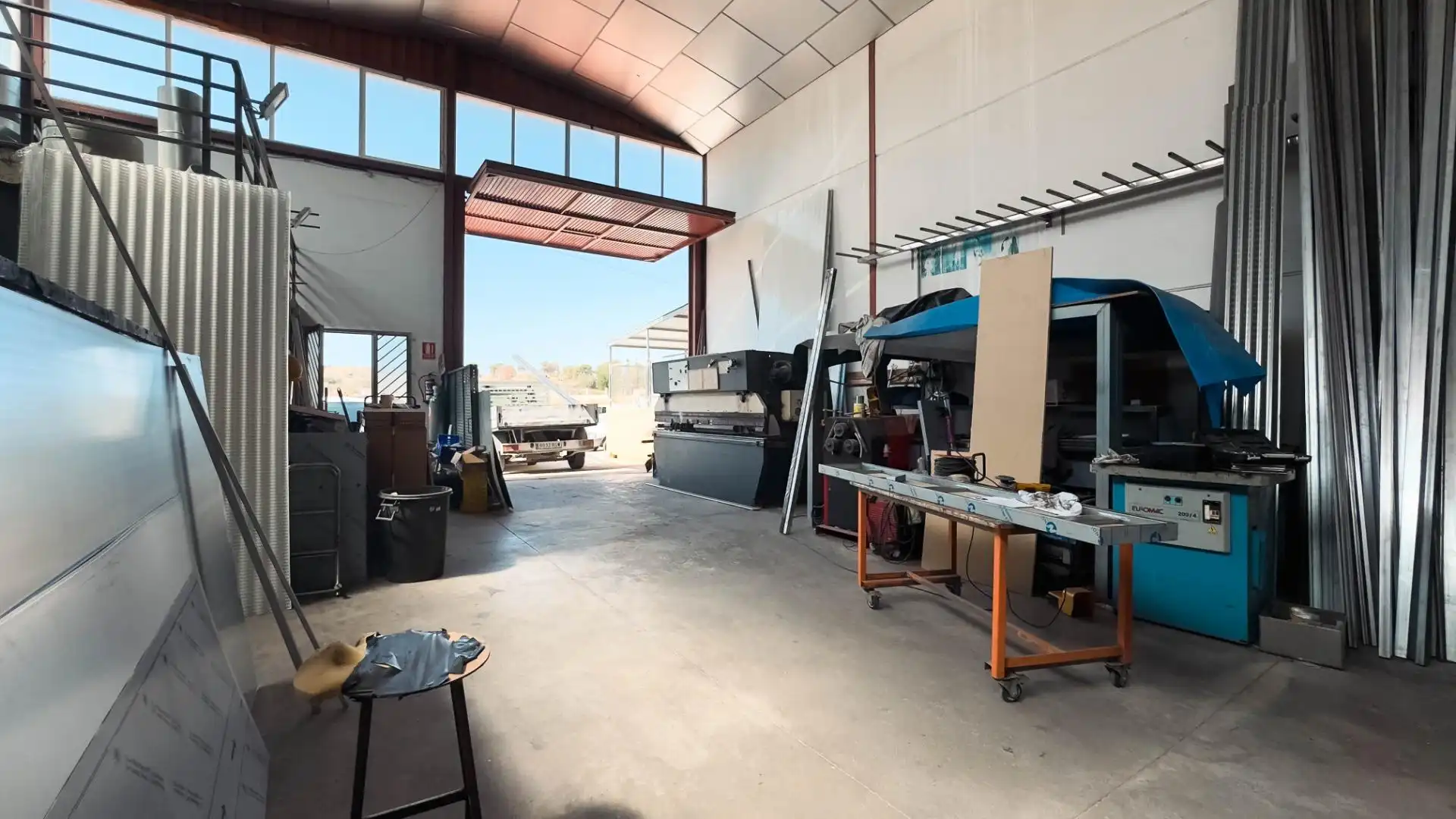 Nave industrial en venta en Finestrat