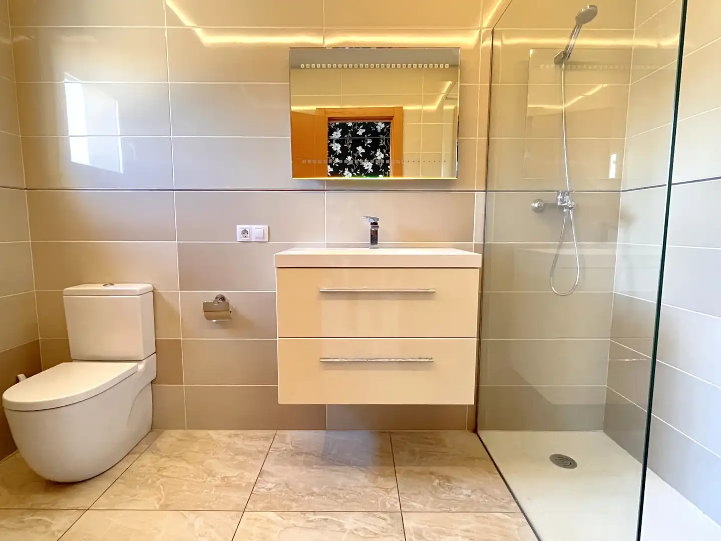 Baño de Casa o chalet en venta en Fornells de la Selva con Aire acondicionado, Calefacción y Terraza