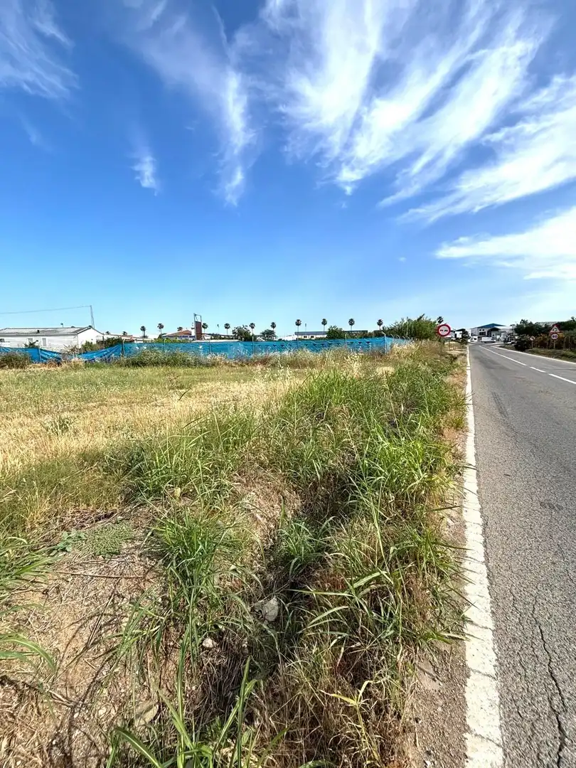 Residential land for sale in Guillena pueblo, imagen 2