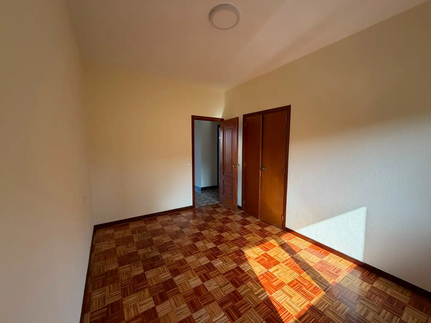 Habitación de Casa o chalet de alquiler en Lugo con Calefacción, Terraza y Amueblado