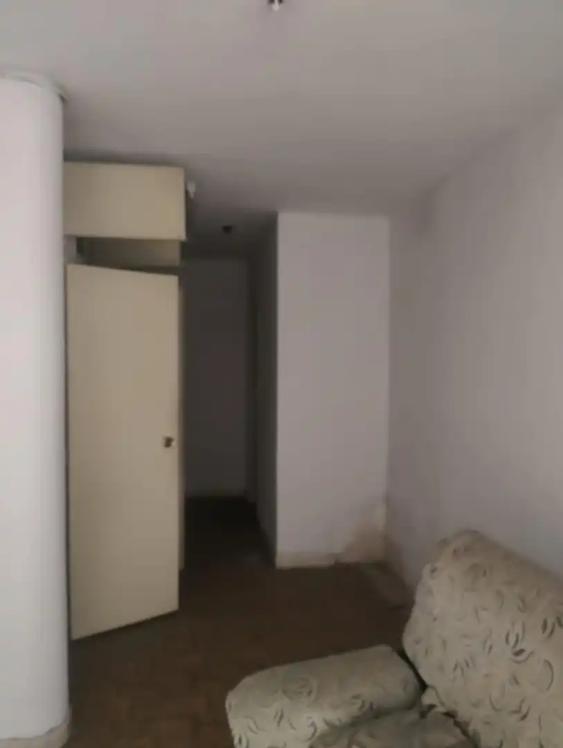 Habitación de Local en venta en Ciudad Real